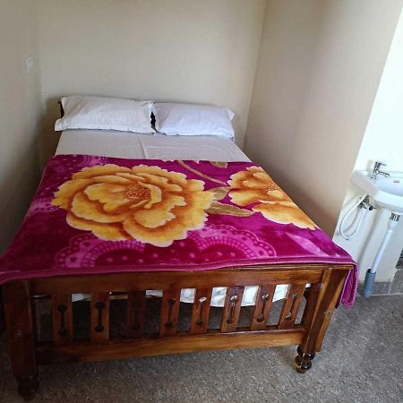 Oyo 8206 K J Residency Ξενοδοχείο Mysore Εξωτερικό φωτογραφία